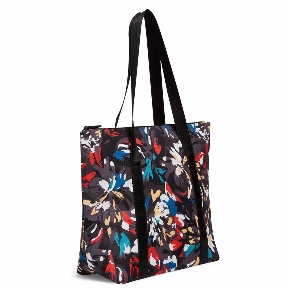 Vera Bradley Splash Floral Cooler NWT Tote Bag 19 ¼" x 14 ¾" x 6 ¼" - Picture 3 of 7